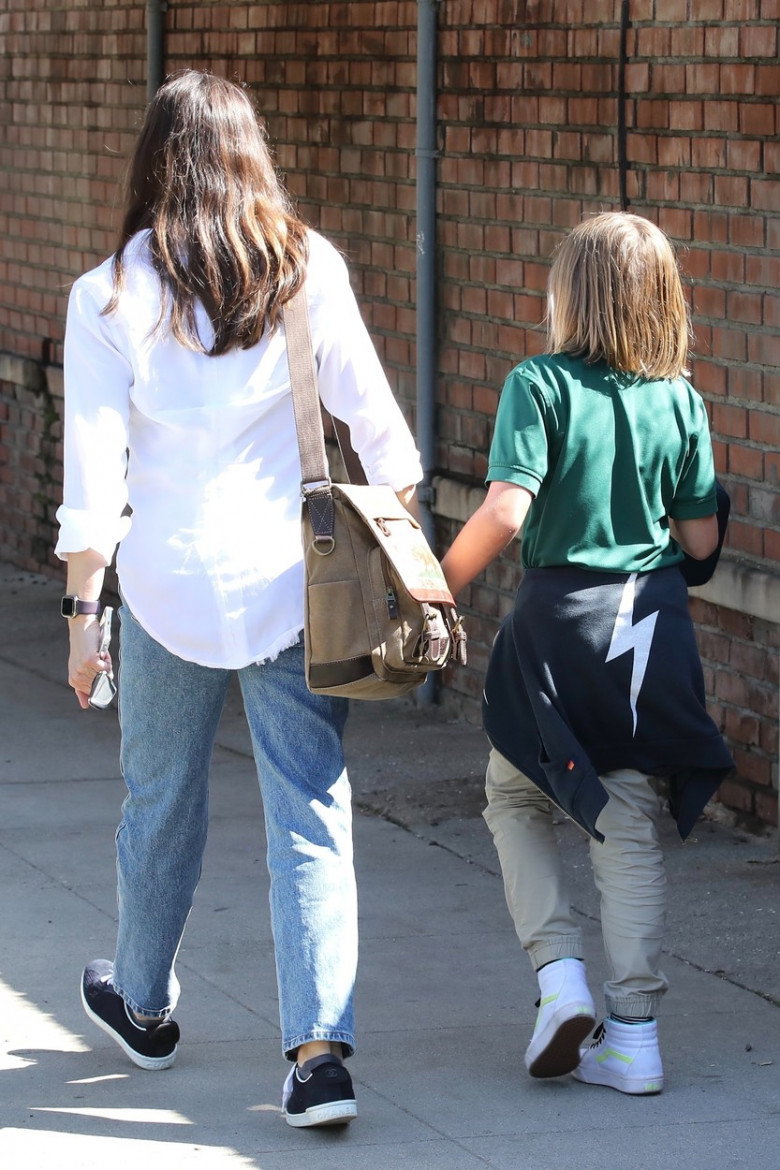 Jennifer Garner cu fiul ei Samuel/ Profimedia