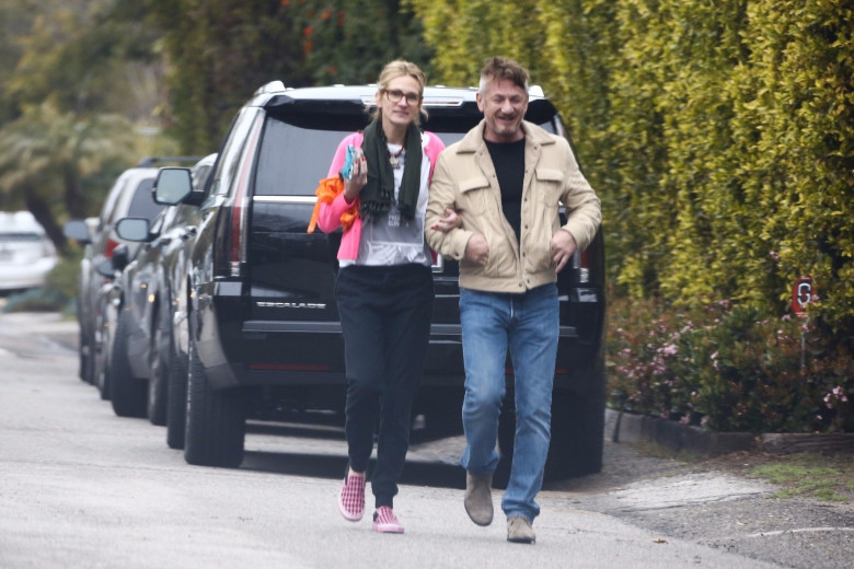 *EXCLUSIVE* Guests arrive for Chris Martin's 42nd birthday party **WEB MUST CALL FOR PRICING**