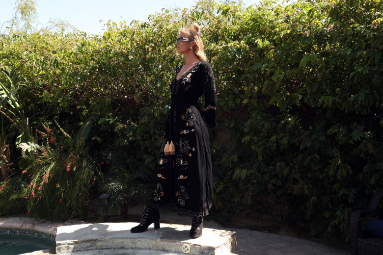 Paris Hilton la Coachella/  Profimedia