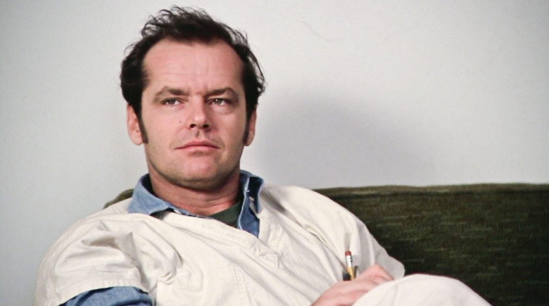 USA. Jack Nicholson  in a scene from ©United Artists film : One Flew Over the Cuckoo's Nest (1975). Plot: A criminal pleads insanity and is admitted to a mental institution, where he rebels against the oppressive nurse and rallies up the scared patients.