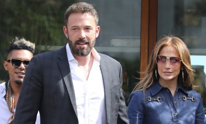 *EXCLUSIVE* Ben Affleck and Jennifer Lopez have lunch with her mom at Soho House in Malibu