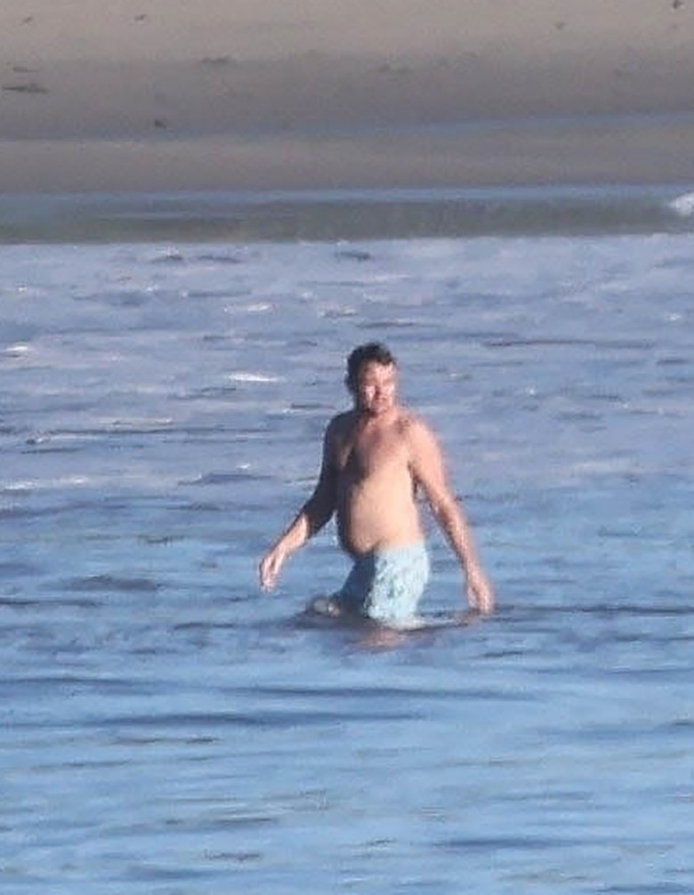 *EXCLUSIVE* Leonardo DiCaprio and girlfriend Camila Marrone enjoy a morning swim with family in Malibu!