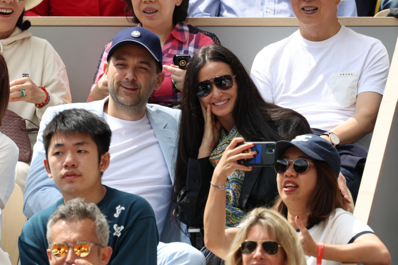 Roland Garros 2022 - Celebrities In The Stands - Day 15 NB