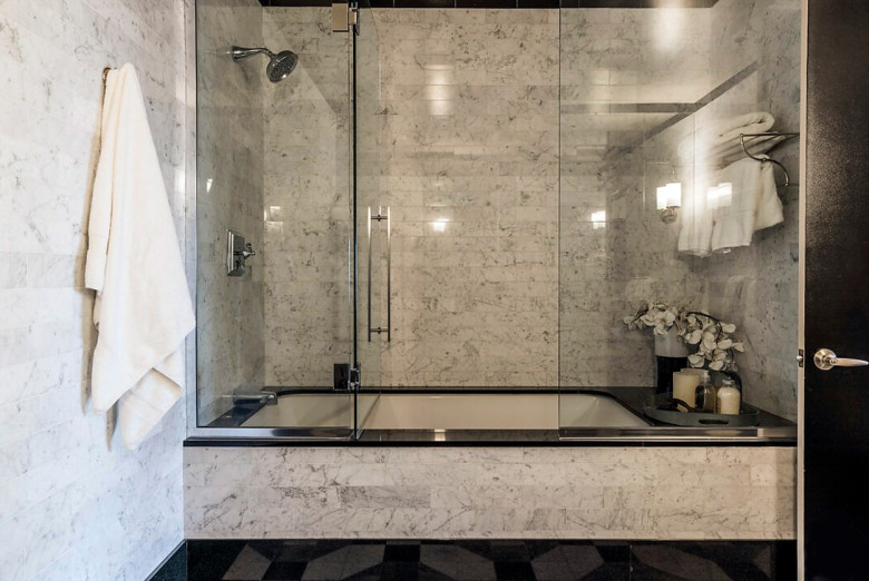 The Penthouse where Johnny Depp and Amber Heard Used To Live Sold For $ 1.76 Million Dollars
