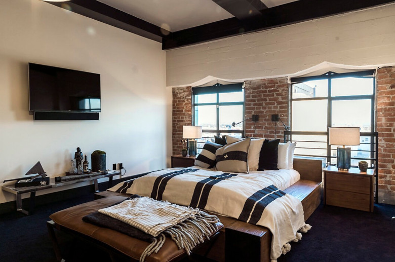 The Penthouse where Johnny Depp and Amber Heard Used To Live Sold For $ 1.76 Million Dollars