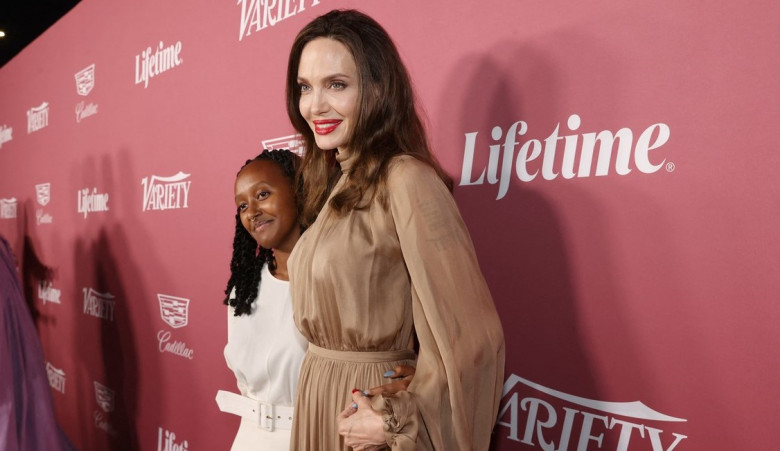 angelina jolie si fiica ei, zahara