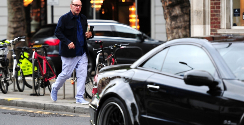 *PREMIUM-EXCLUSIVE* MUST CALL FOR PRICING BEFORE USAGE  -American actor Kevin Spacey pictured leaving Beaufort House in Chelsea.