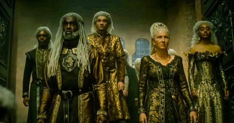 USA. Eve Best and Steve Toussaint  in the (C)HBO new series: House of the Dragon (2022). Plot: The story of the House Targaryen set 300 years before the events of Game of Thrones (2011). Ref: LMK110-J8103-160522Supplied by LMKMEDIA. Editorial Only.Lan