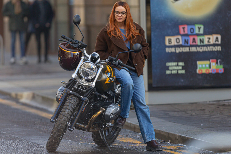 Exclusive - 'Batgirl' on set filming, Glasgow, Scotland, UK - 01 Mar 2022