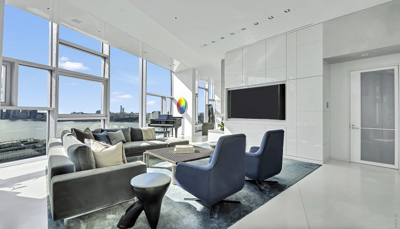 Hugh Jackman Bought a Penthouse For $21.1 Million Dollars