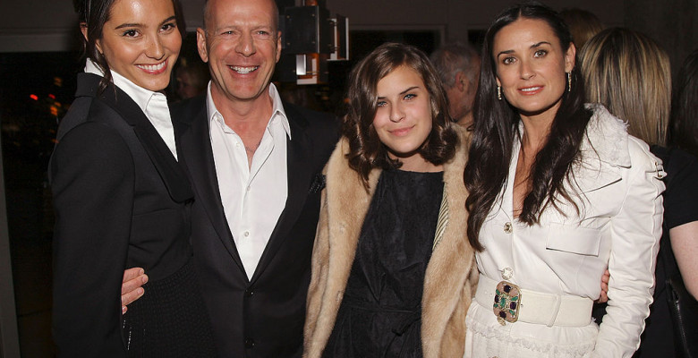 Demi Moore, fiica Tallulah, Bruce Willis și soția lui, Emma.