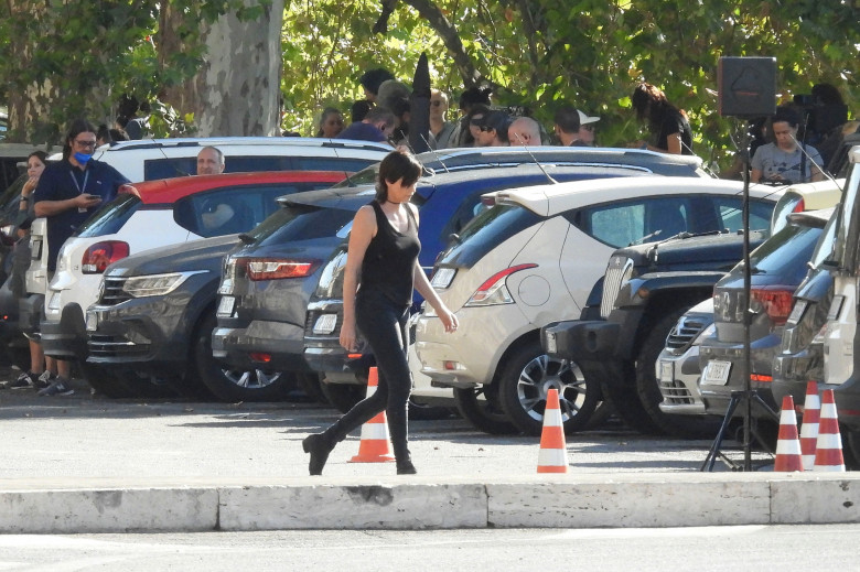 Charlize Theron and Uma Thurman shooting The Old Guard 2 in Rome