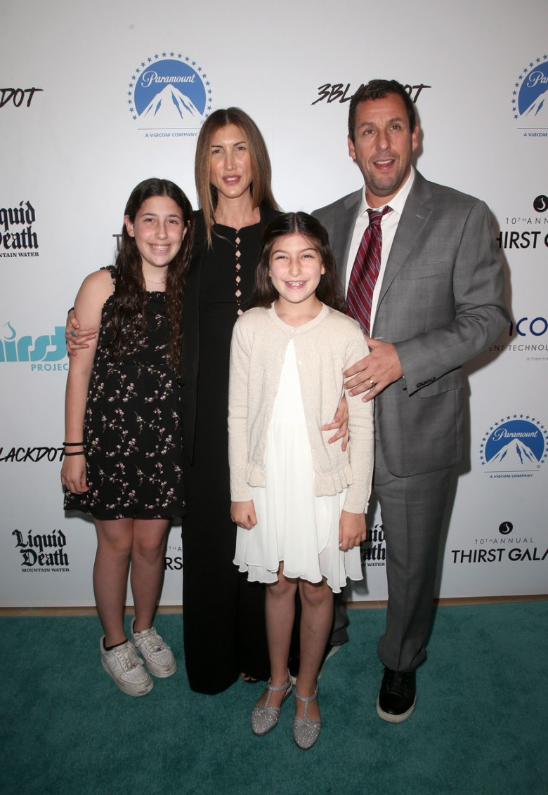 Adam Sandler și fiicele sale/ Profimedia