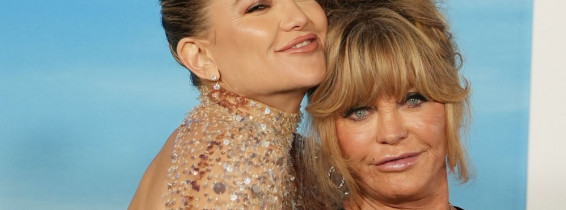 Actress Kate Hudson and Her Mother Goldie Hawn Take Over the Red Carpet at the Premier of the Film 