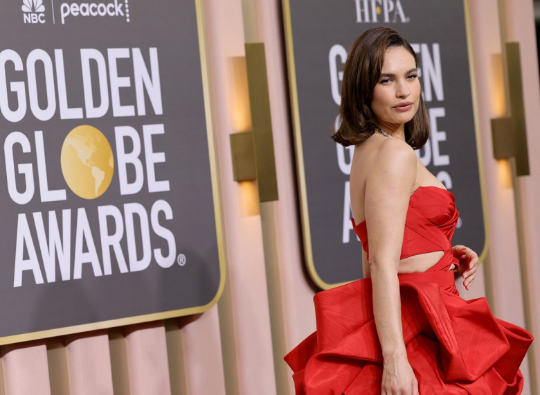 Lily James la Globurile de Aur 2023/ Profimedia