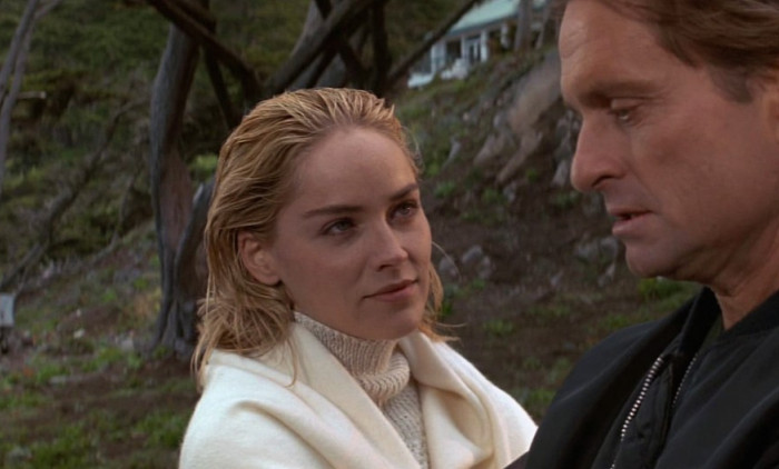 BASIC INSTINCT (1992)  sharon stone si michael douglas