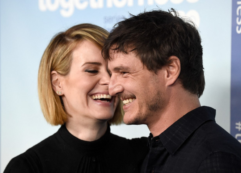 Sarah Paulson, pedro pascal (4)