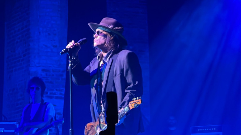 Johnny Depp And Jeff Beck Perform Last New York Show