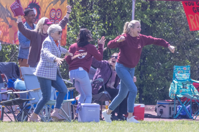 *PREMIUM-EXCLUSIVE* *WEB EMBARGO UNTIL APRIL 11, 2023 UNTIL 6:00 PM ET ** Glenn Close joins Cameron Diaz and Jamie Foxx on the set of "Back in Action" in Atlanta