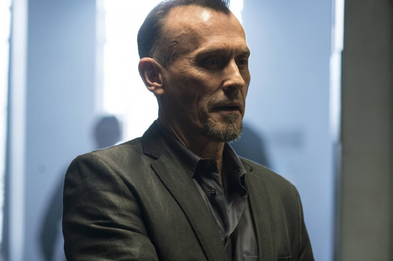 Robert Knepper