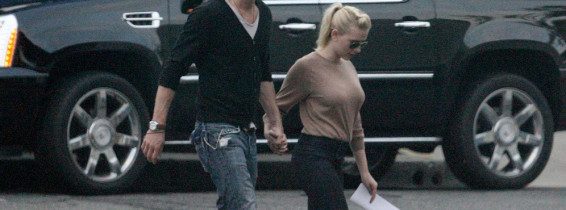 Exclusive... Scarlett Johansson and Ryan Reynolds in love! 1/1