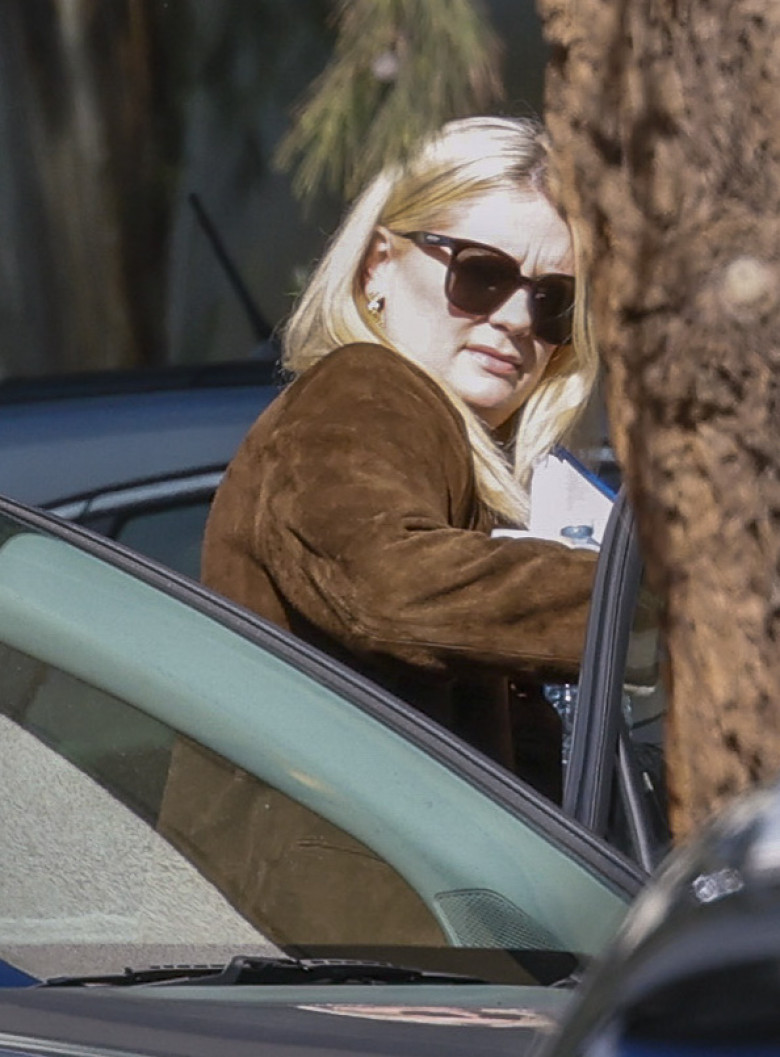 EXCLUSIVE: *NO DAILYMAIL ONLINE* From 'The O.C'. to 'Erinsborough'... Hollywood actress Mischa Barton arrives on set to film her new role on Australian TV soap opera, Neighbours!