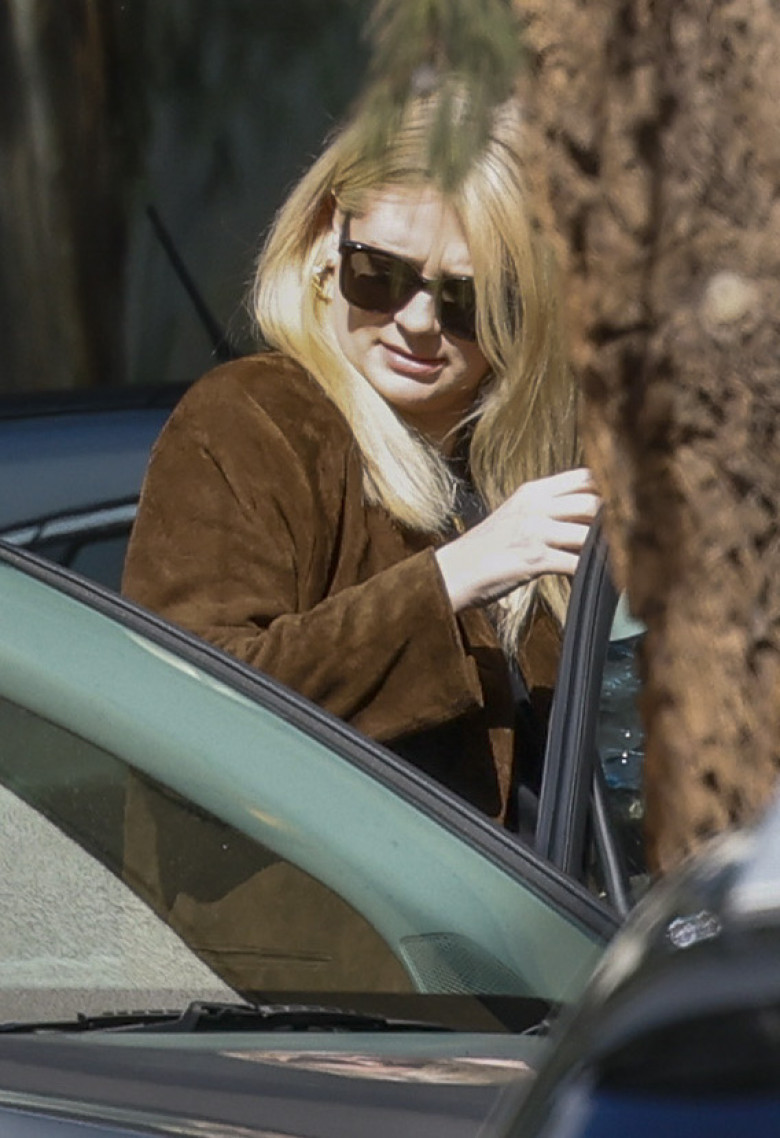 EXCLUSIVE: *NO DAILYMAIL ONLINE* From 'The O.C'. to 'Erinsborough'... Hollywood actress Mischa Barton arrives on set to film her new role on Australian TV soap opera, Neighbours!