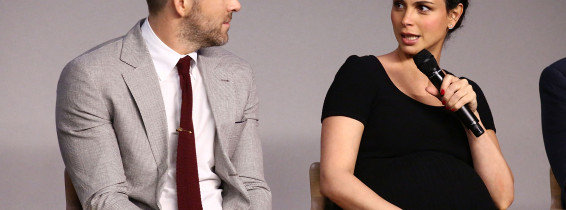 Morena Baccarin și Ryan Reynolds în Deadpool/ Profimedia