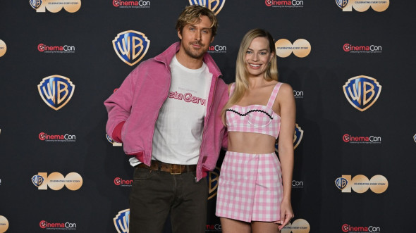 Margot Robbie și Ryan Gosling