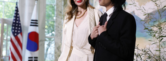 Angelina Jolie și fiul ei, Maddox la Casa Albă/ Profimedia