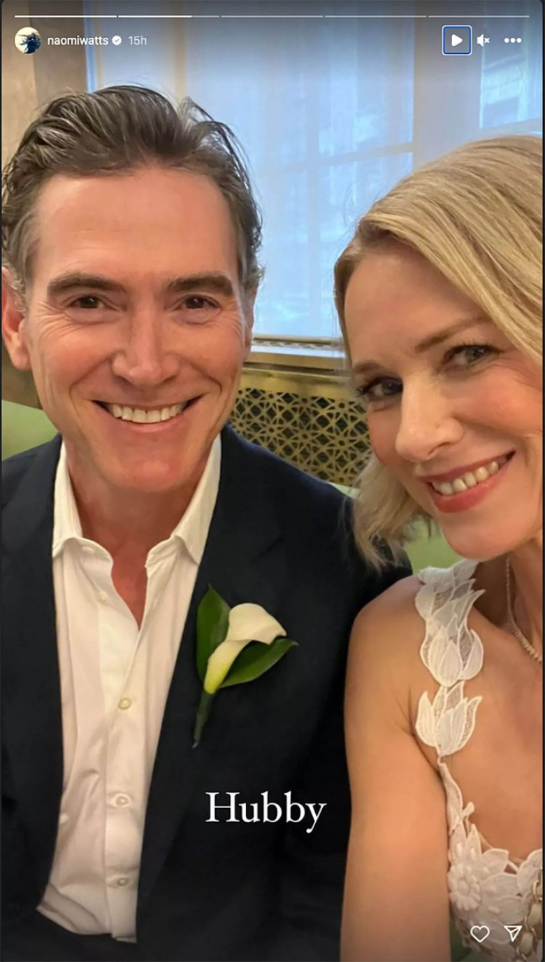 Naomi Watts Billy Crudup wedding selfies