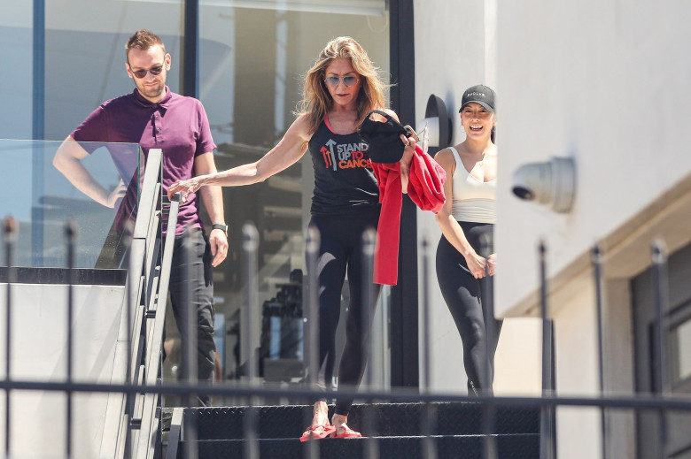 *EXCLUSIVE* Jennifer Aniston spotted leaving her a Pilates class **WEB MUST CALL FOR PRICING**