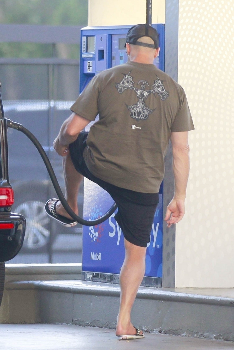 *EXCLUSIVE* *EXCLUSIVE*Action Hero Jason Statham Sports Summer Dad Attire While Spotted Filling Up Gas in LA!