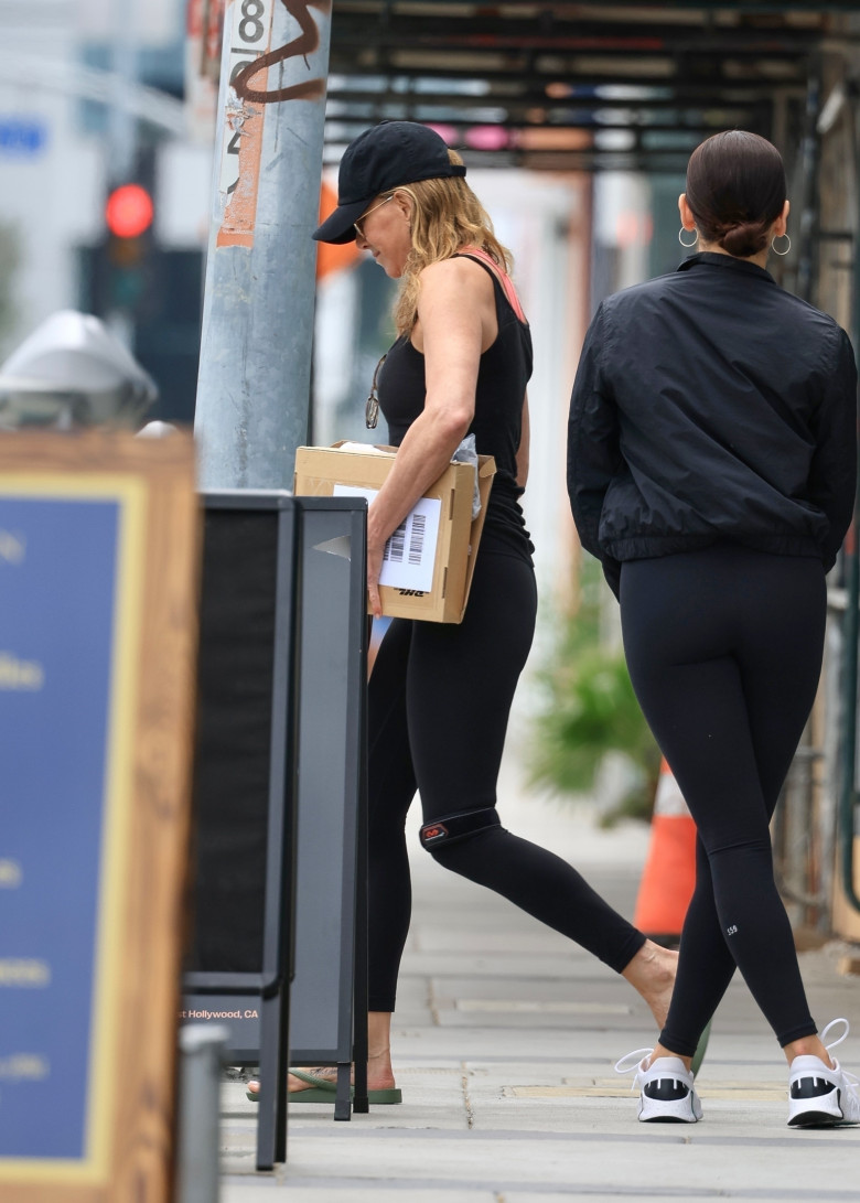 *PREMIUM-EXCLUSIVE* **WEB Embargo until Aug 10th, 2023, 7:10 PM PDT**Jennifer Aniston leaves a Pilates gym amid Instagram controversy with Jamie Foxx