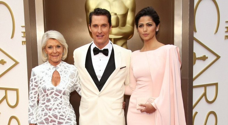 Matthew McConaughey, alături de mama și de soția lui