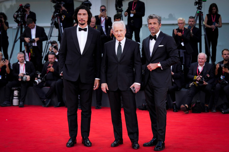 Adam Driver, regizorul Michael Mann și Patrick Dempsey