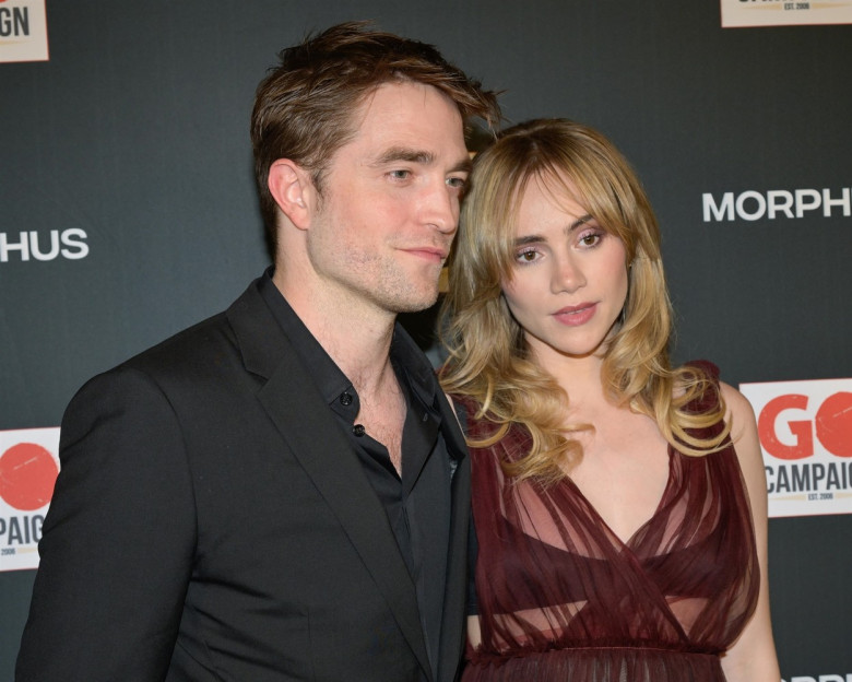 Robert Pattinson și Suki Waterhouse