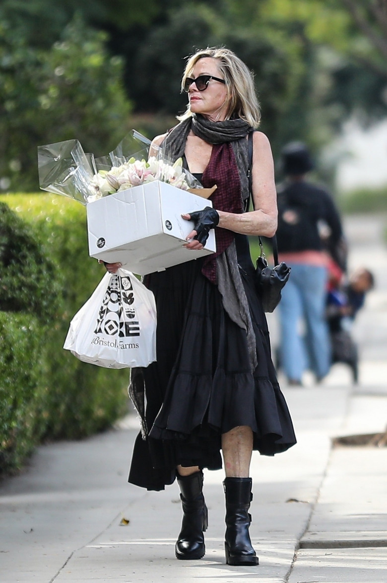 *EXCLUSIVE* Melanie Griffith pays a visit to a friend in Beverly Hills