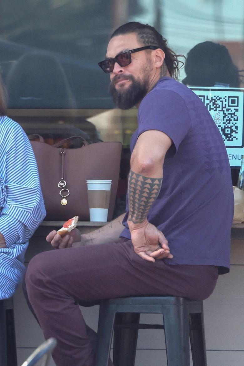 *EXCLUSIVE* Jason Momoa catches up with friends over lunch