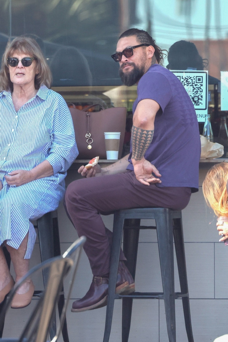 *EXCLUSIVE* Jason Momoa catches up with friends over lunch