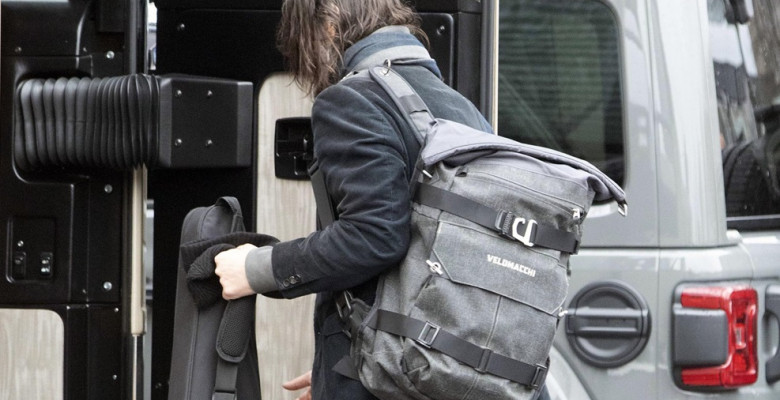 EXCLUSIVE: Keanu Reeves Spotted in Toronto For The First Time Since His Home Was Burglarized