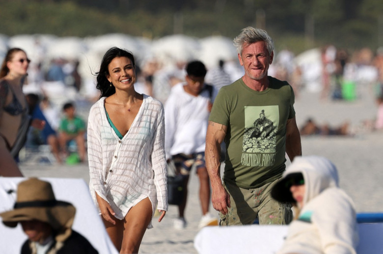 Sean Penn și Nathalie Kelley