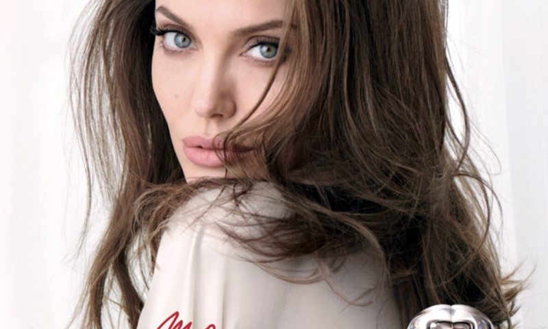 Angelina Jolie Mon Guerlain