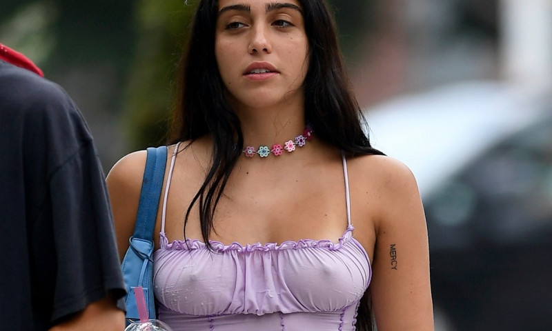 EXCLUSIVE: Lourdes Leon Steps Out In New York City With Friends To Have Lunch And Smoking A Day After Her Mom Madonna Shared A Topless Photo On Her Instagram