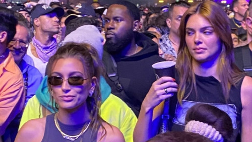 Hailey Bieber și Kendal Jenner la Coachella/ Profimedia