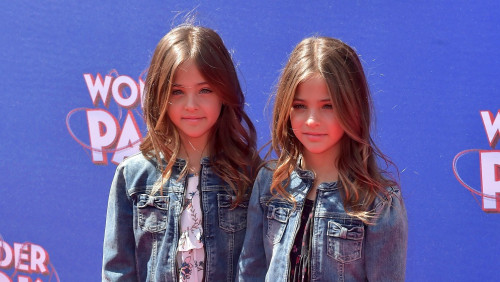 Leah Rose und Ava Marie Clements
