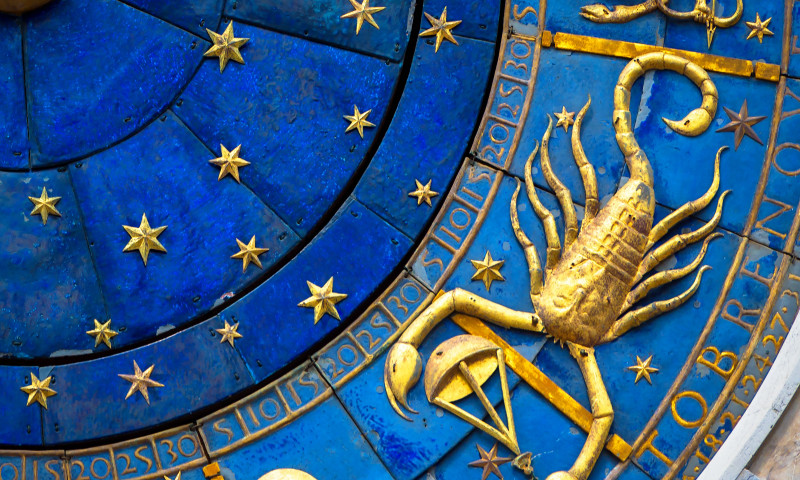 Scorpio,Astrological,Sign,On,Ancient,Clock,,Venice,,Italy.,Detail,Of