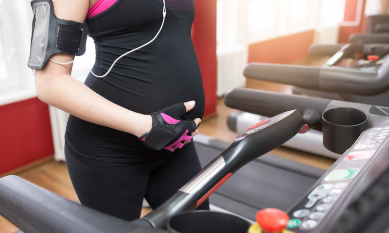 O femeie însărcinată a fost dată afară din sala de fitness/ Shutterstock