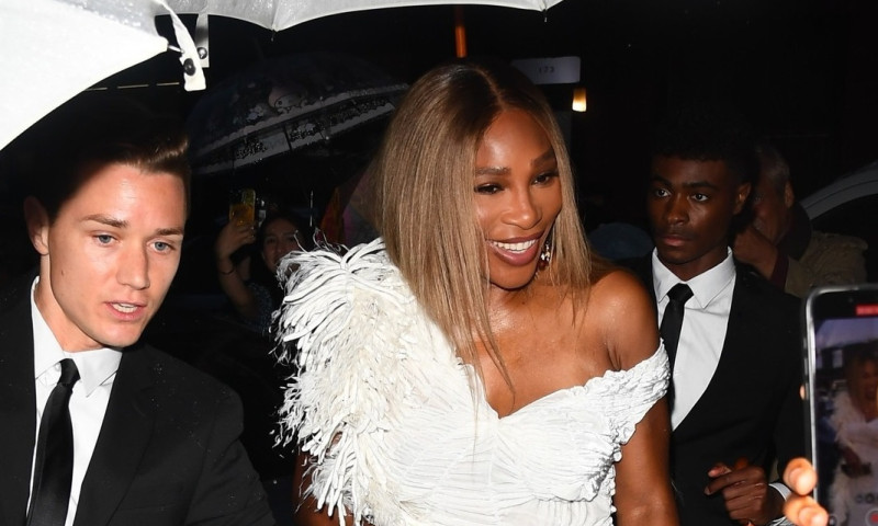 Serena Williams arrives at Anna Wintour&apos;s Pre-Met Gala dinner party in NY