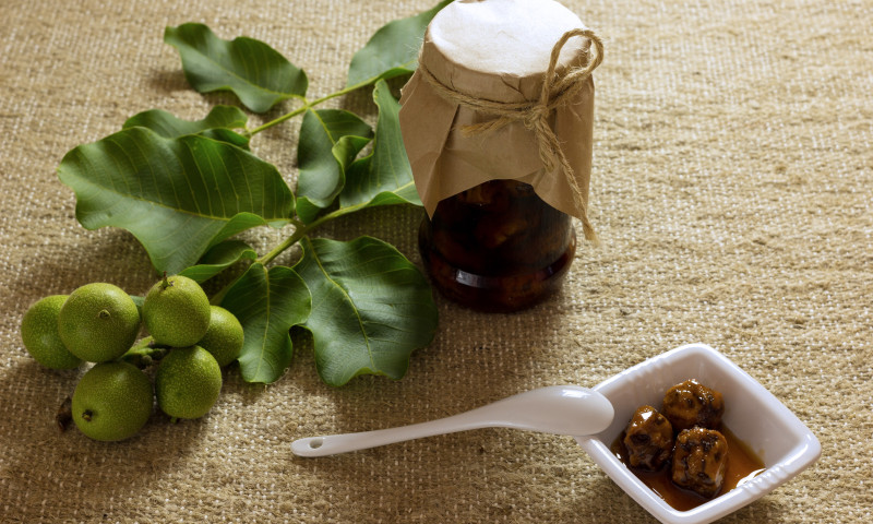 dulceata de nuci verzi (2)